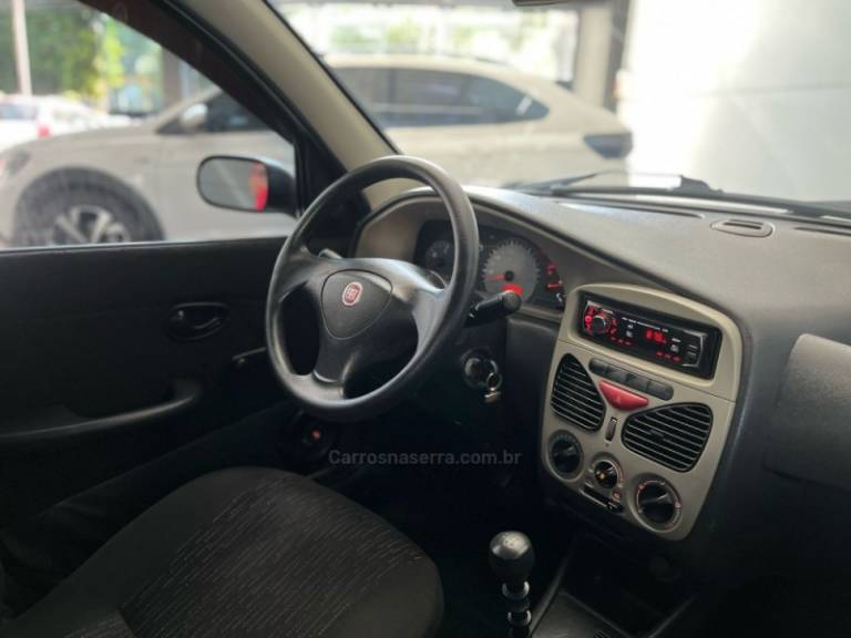FIAT - PALIO - 2012/2012 - Prata - R$ 28.900,00