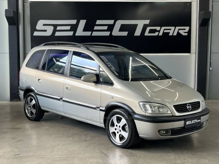 CHEVROLET - ZAFIRA - 2004/2004 - Bege - R$ 26.900,00