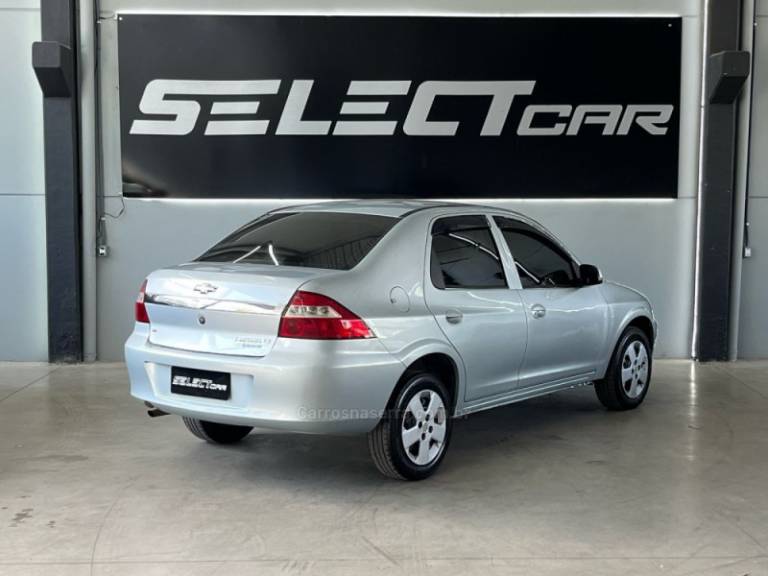 CHEVROLET - PRISMA - 2012/2012 - Prata - R$ 32.900,00