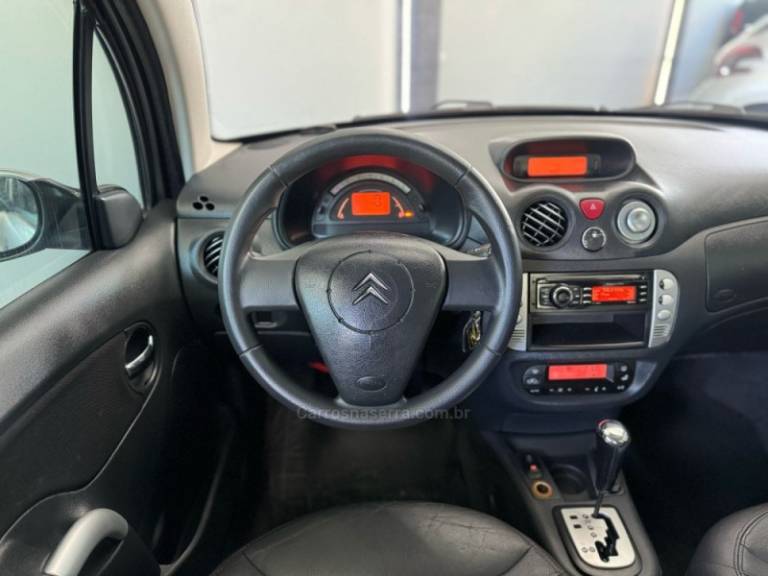 CITROËN - C3 - 2011/2011 - Prata - R$ 33.900,00