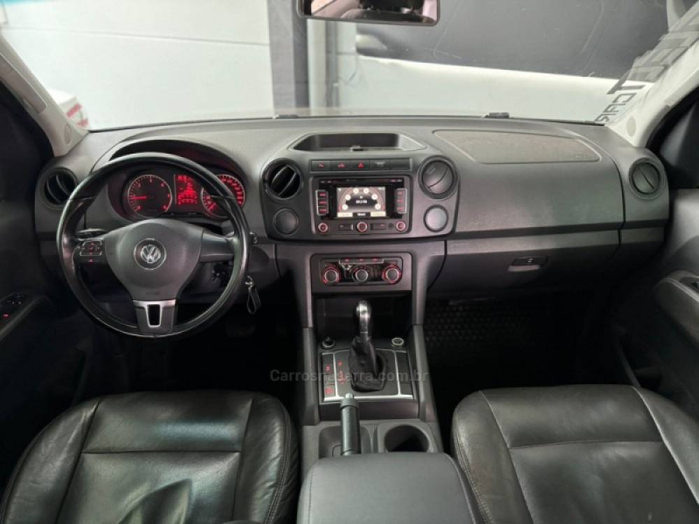 VOLKSWAGEN - AMAROK - 2013/2013 - Prata - R$ 99.900,00
