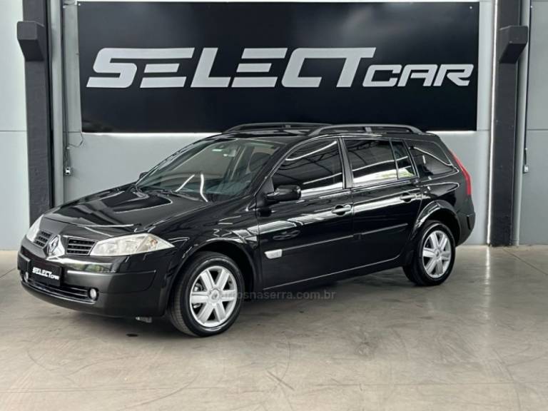 RENAULT - MÉGANE - 2013/2013 - Preta - R$ 36.900,00