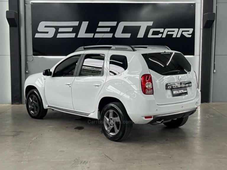 RENAULT - DUSTER - 2015/2015 - Branca - R$ 54.900,00