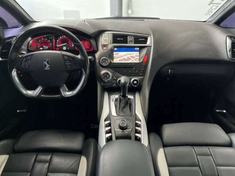 CITROËN - DS5 - 2014/2014 - Branca - R$ 69.900,00