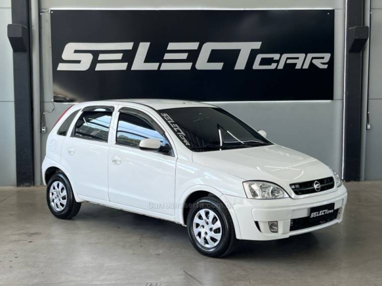 CHEVROLET - CORSA - 2006/2006 - Branca - R$ 24.900,00