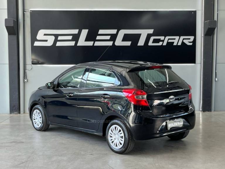 FORD - KA - 2015/2015 - Preta - R$ 42.900,00