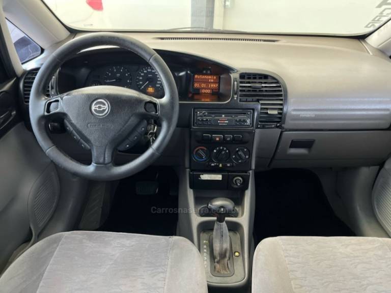 CHEVROLET - ZAFIRA - 2004/2004 - Bege - R$ 26.900,00